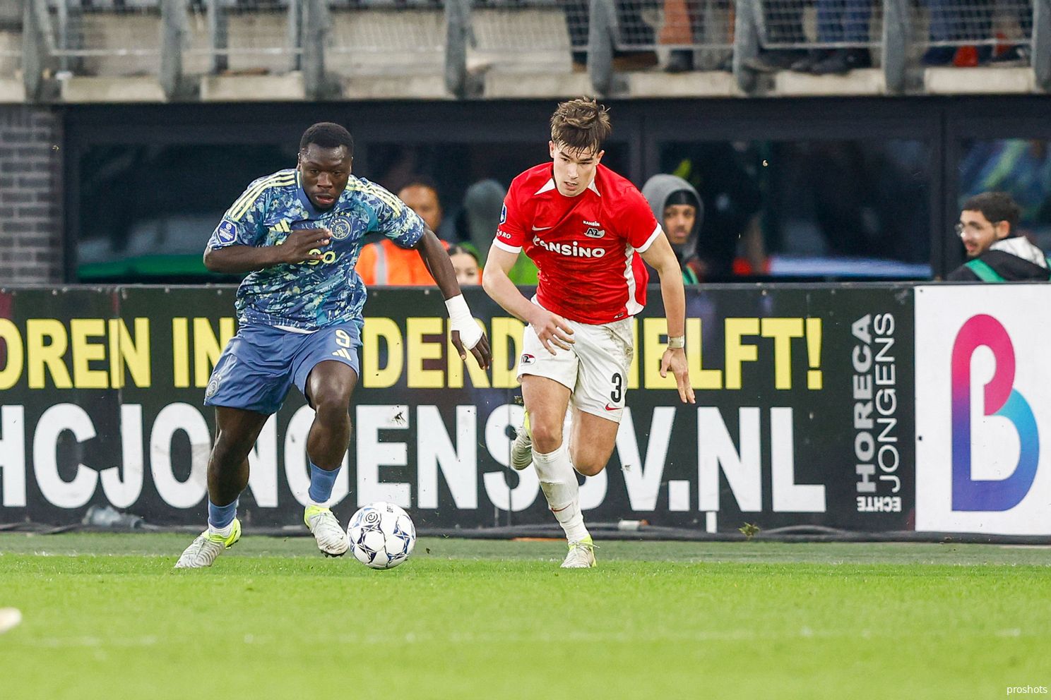 Brobbey heeft zin in SS Lazio-thuis: 'Sfeer is top dan, iedereen juicht mee'