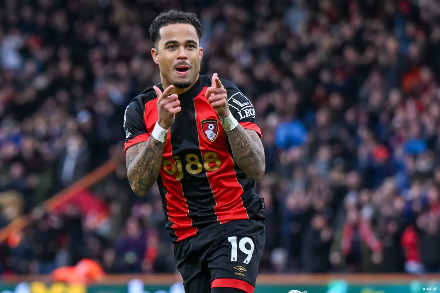 Kluivert heeft dit seizoen al twaalf doelpunten gemaakt in de Premier League.