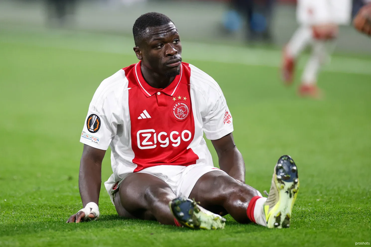 brian brobbey ajax eintracht frankfurt europa league
