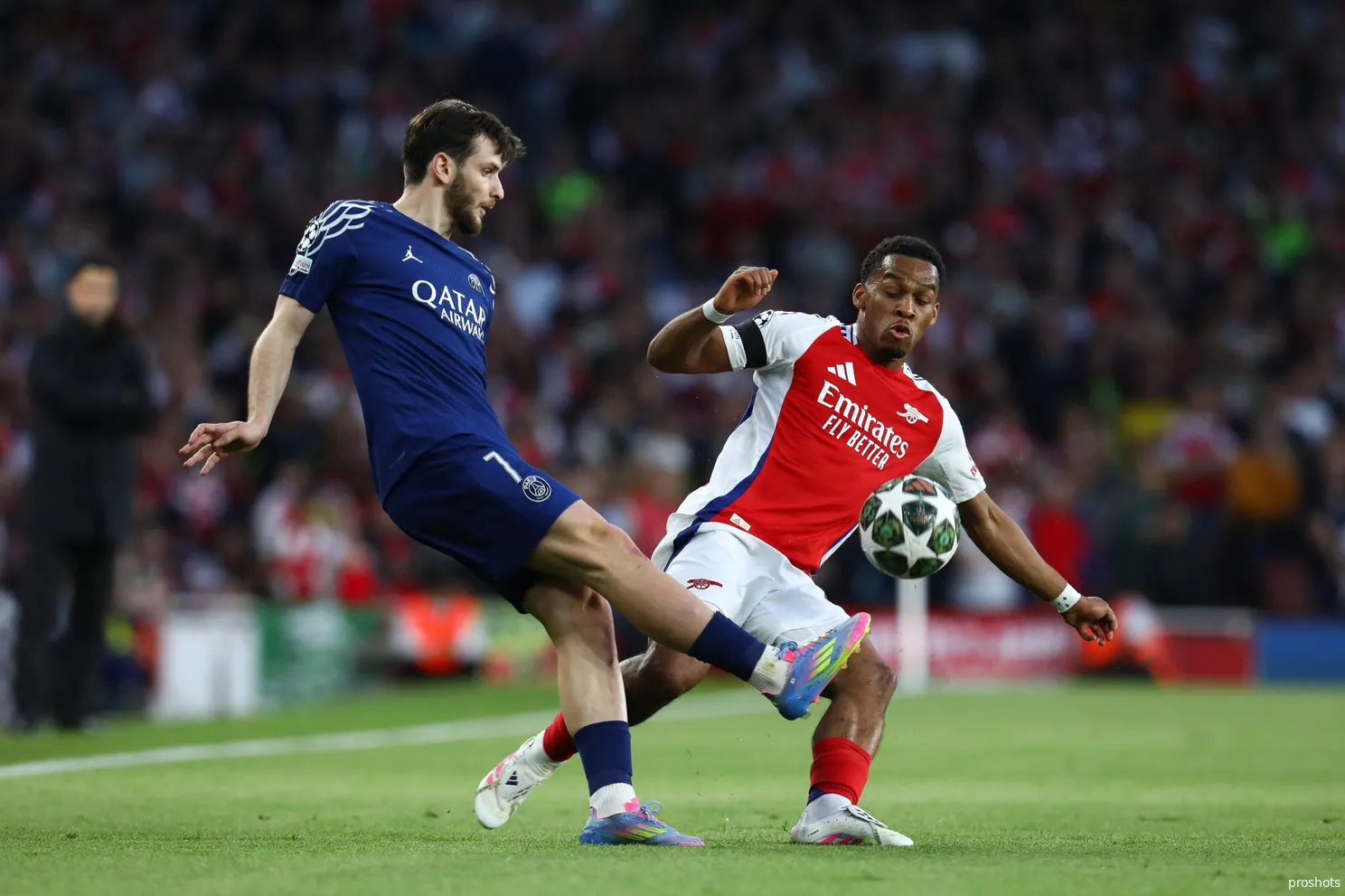 jurrien timber arsenal psg champions league