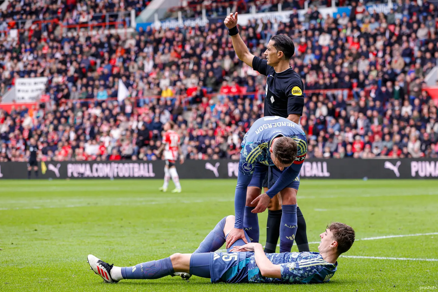 youri baas ajax psv