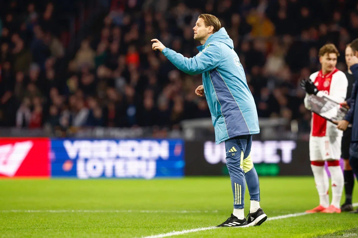 dave vos ajax 2024 2025