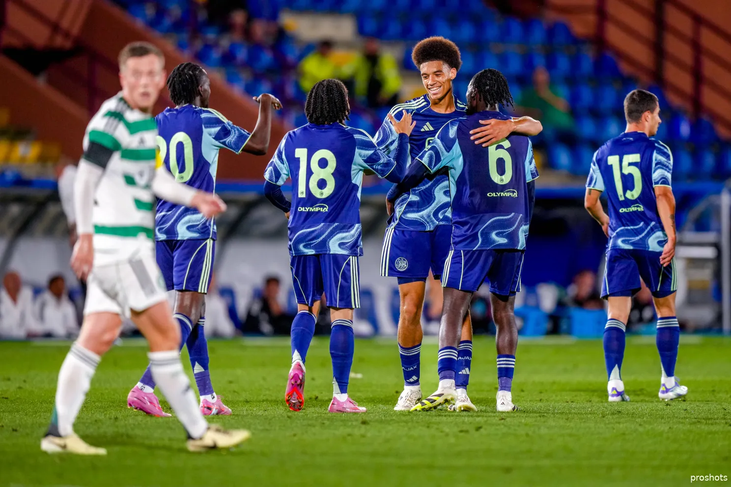 aaron-bouwman-ajax-celtic-como-cup