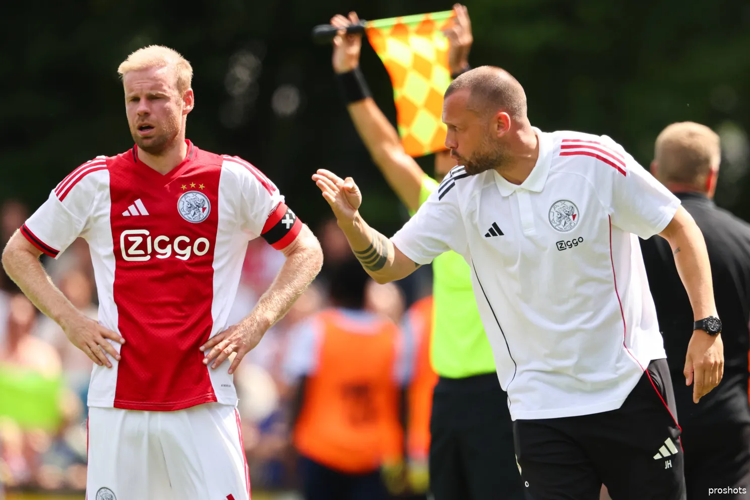 davy-klaassen-john-heitinga-ajax