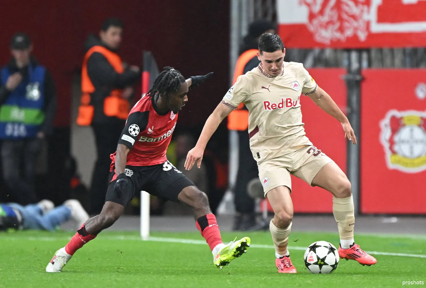 oscar-gloukh-red-bull-salzburg