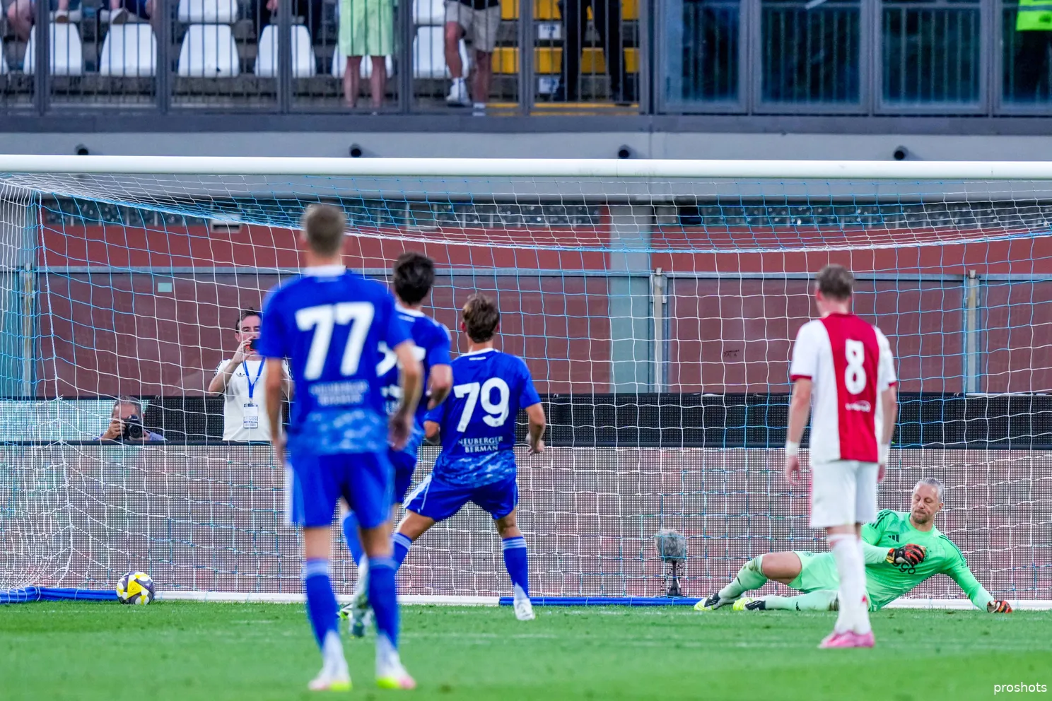 Remko-Pasveer-Como-Ajax-Como-Cup