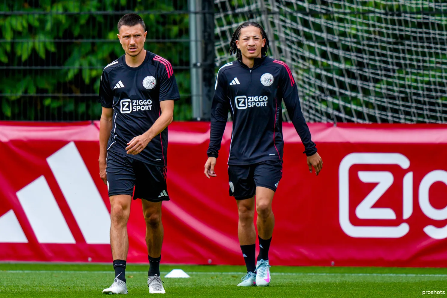 Steven-Berghuis-Kian-Fitz-Jim-Ajax
