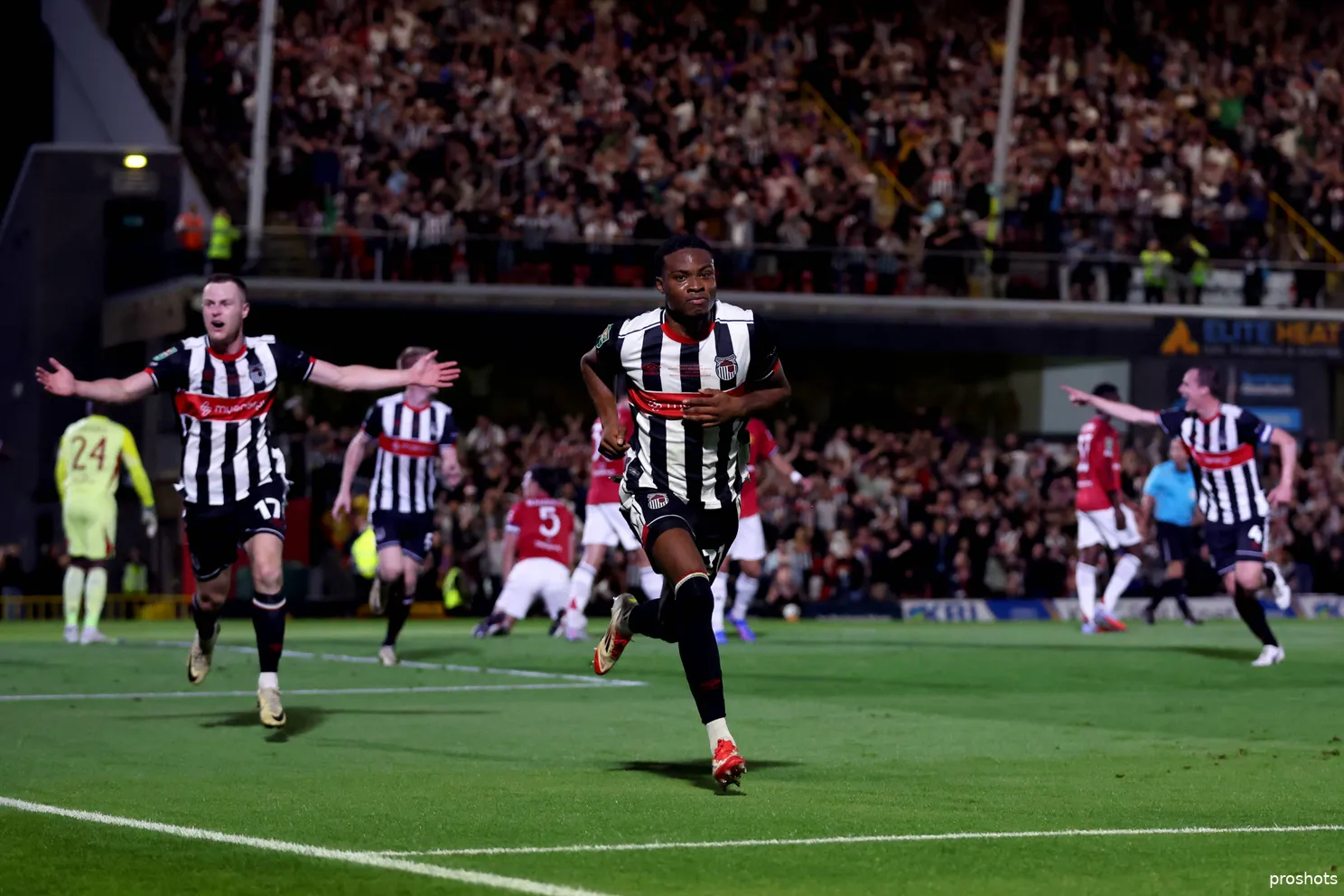 GrimsbyTown_ManchesterUnited