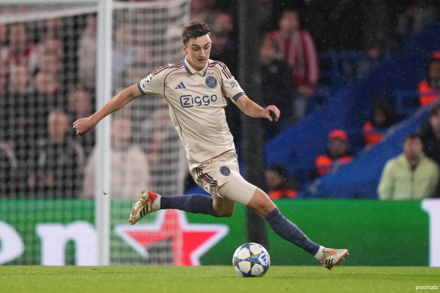 youri baas Chelsea ajax 25/26