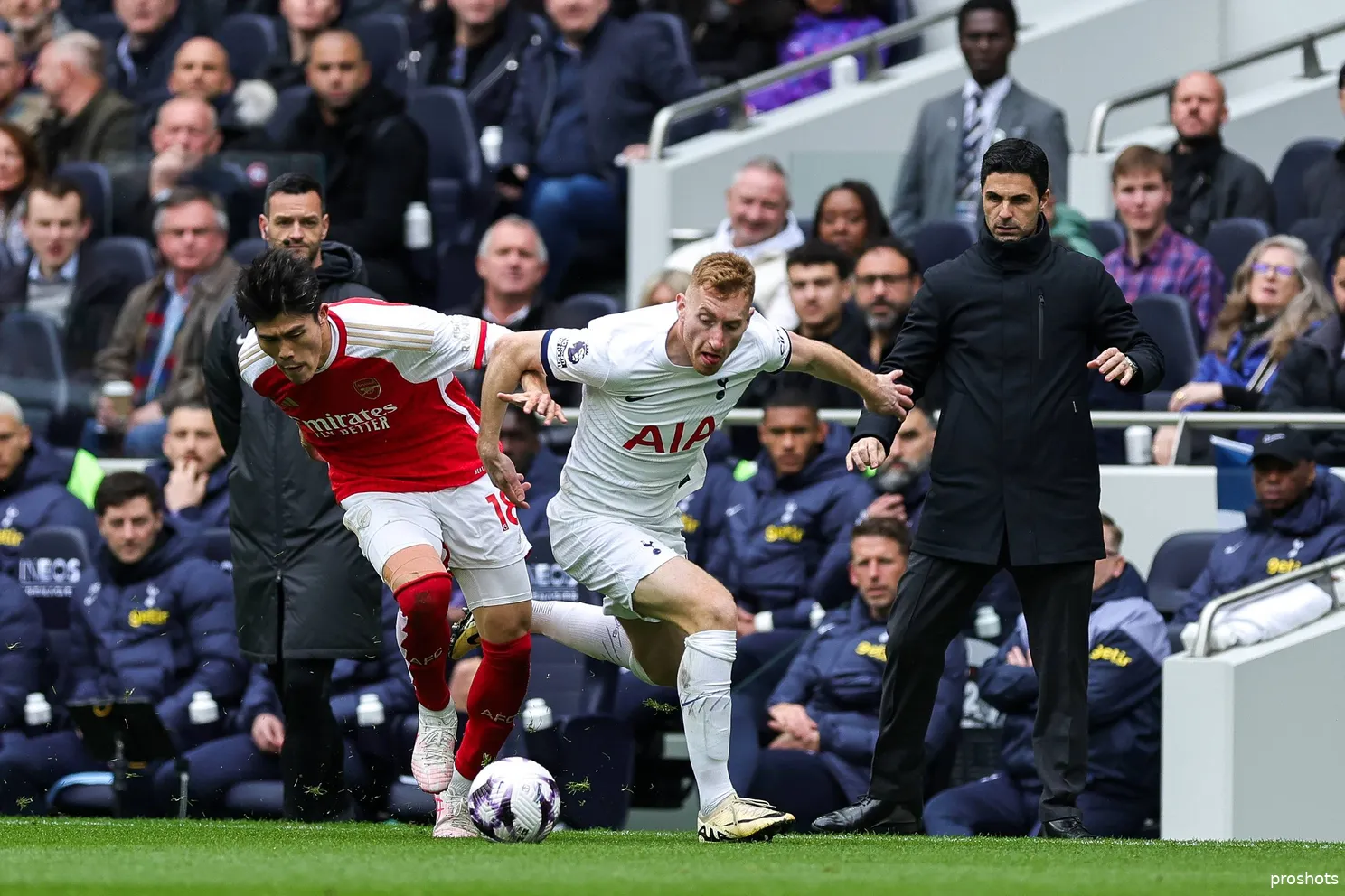 takehiro-tomiyasu-arsenal-tottenham-hotspur