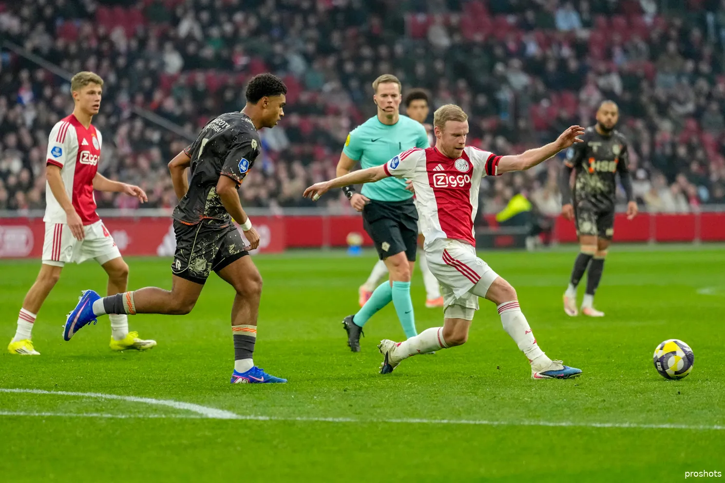 davy klaassen ajax fc volendam 25/26