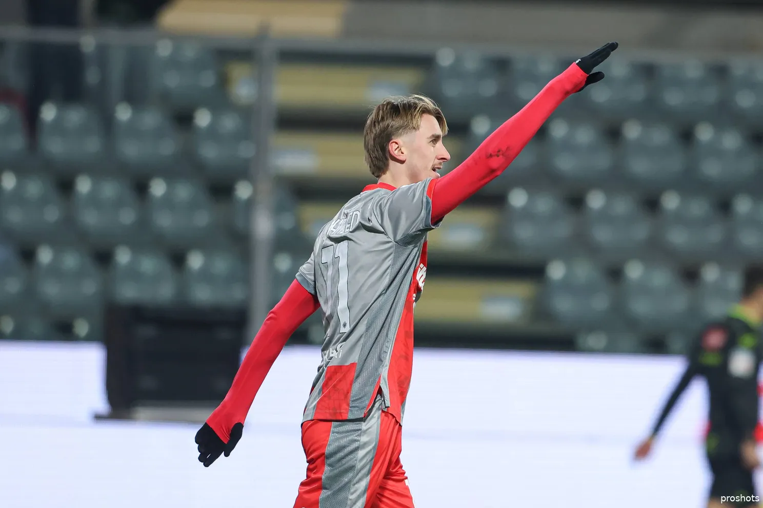 Dennis Johnsen-Cremonese