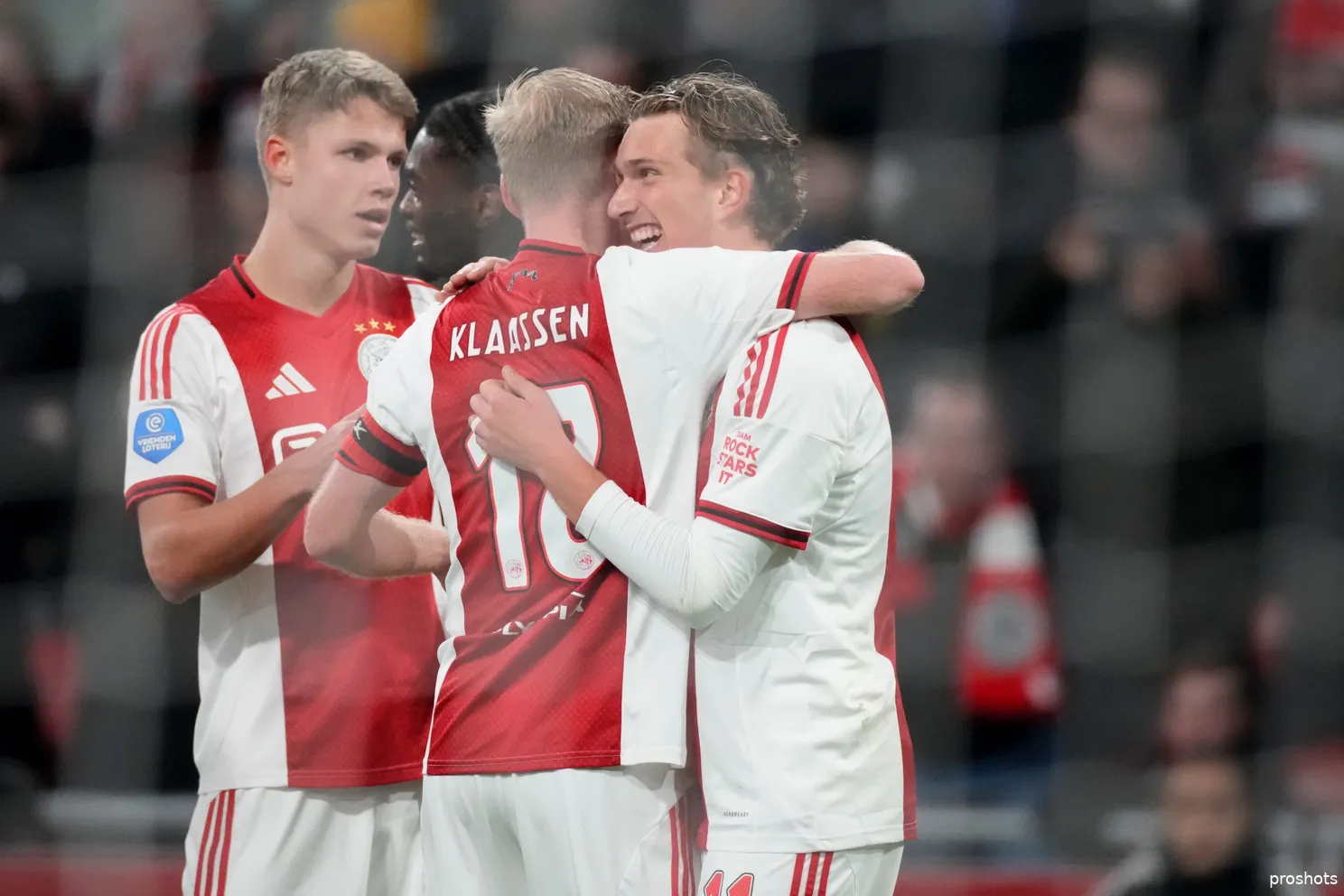 ajax showtime davy klaassen Sean steur mika godts ajax fortuna sittard 25/26