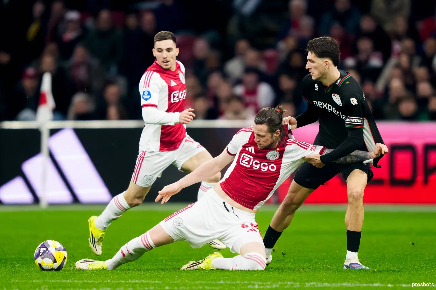 Ajax Showtime Oscar Gloukh Ajax NEC