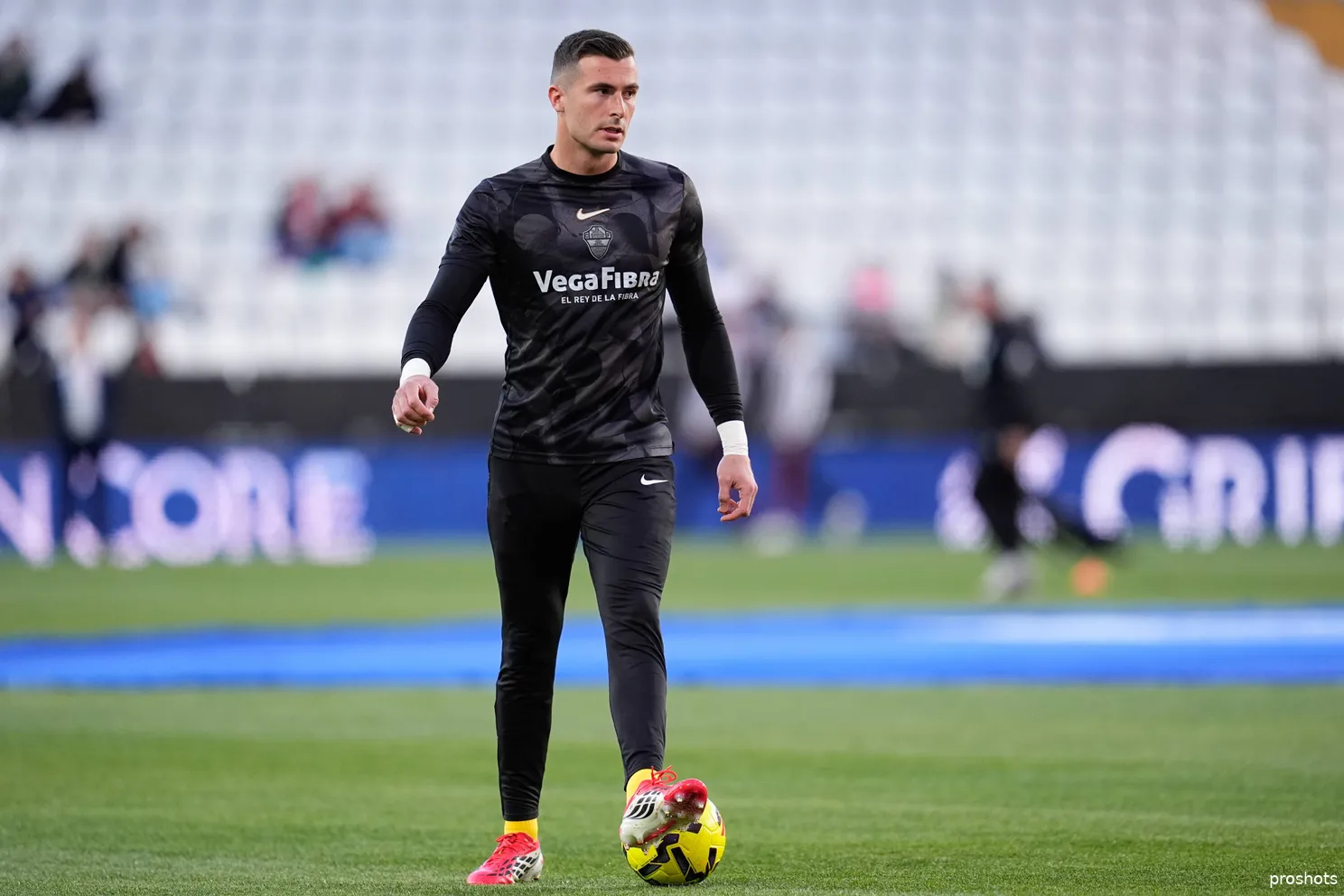 Ajax Showtime Inaki Pena Elche FC Barcelona