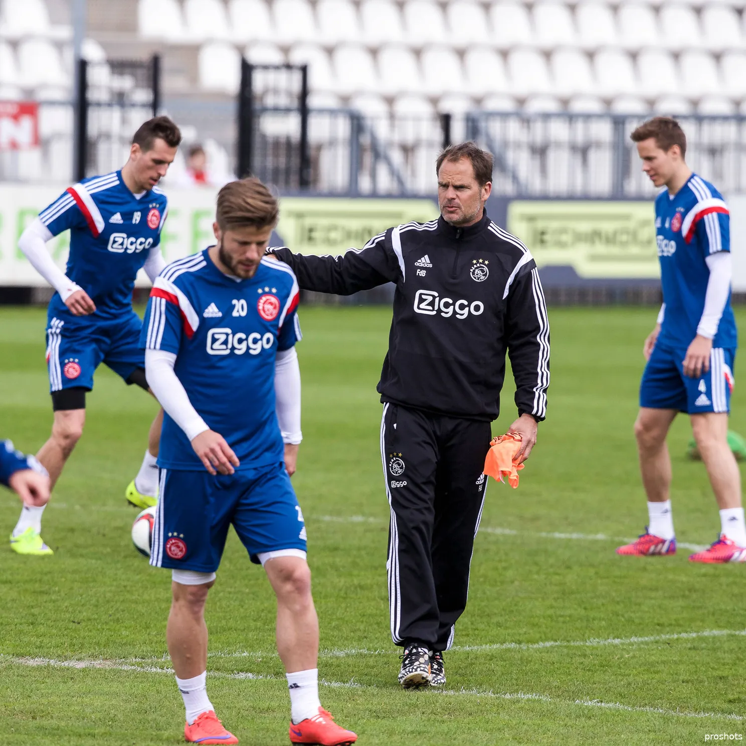 Ajax Showtime Lasse Schone