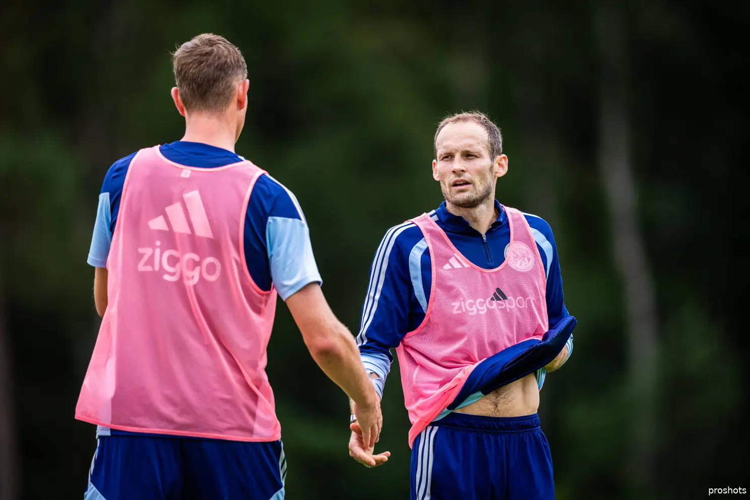 Ajax Showtime Daley Blind Ajax Training