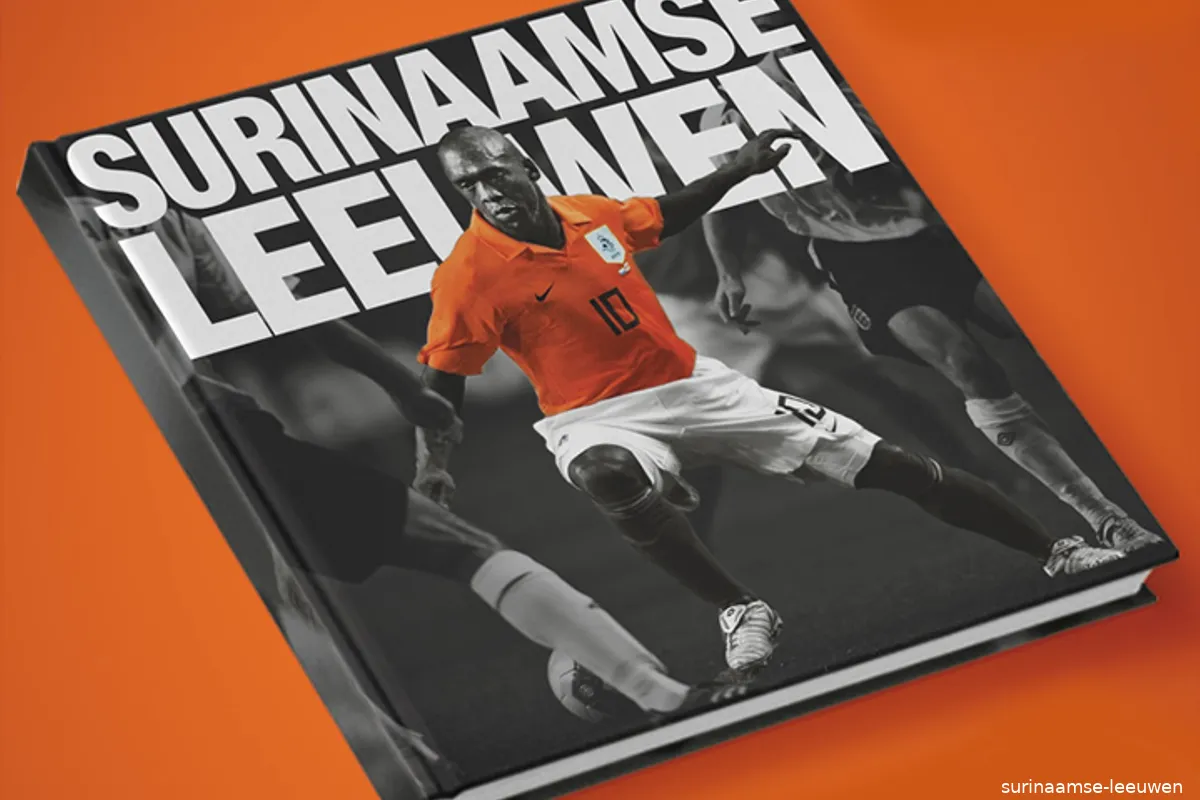 Fotoboek 'Surinaamse Leeuwen' brengt voetbaltoppers stijlvol in beeld