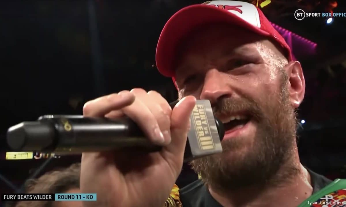 Tyson Fury zingt publiek toe na grandioze overwinning