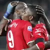 Elia werd gestraft door N'Kufo: "Ik ging hem altijd pesten"