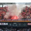 Supporters FC Twente en Feyenoord door elkaar? "Niet scheiden maar mengen"