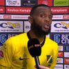 Bizar: Oud-Twente-verdediger staakt interview om agressieve collega te bedwingen