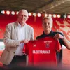 Van den Belt klaar om te bouwen aan toekomst FC Twente: "Dat geeft heel veel vertrouwen"