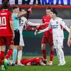 "Bij FC Twente kwam er bijna bloed uit mijn oren"