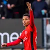 FC Twente dreigt naast Dors te grijpen: club in gesprek over contractverlenging