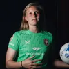 DONE DEAL: PSV-goalie Biegel-Esteves tekent driejarig contract bij FC Twente (v)