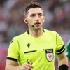 Omstreden Poolse scheidsrechter aangesteld voor FC Twente - Ferencváros