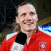 Stralende Weghorst openhartig over emoties bij FC Twente: "Het is wat kwetsbaarder"