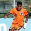 Ajax breekt met 'lastige, excentrieke vleugelaanvaller': buitenkans voor FC Twente na mislopen Schaken