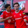 Samenvatting: FC Twente verslaat PSV in spectaculaire thriller in De Grolsch Veste (3-2)