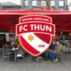 Eigen fanzone voor FC Thun-supporters in Enschede voorafgaand aan duel met FC Twente