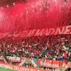 "Don't stop the madness": Heerlijke sfeeractie Vak-p bij Conference League-debuut FC Twente