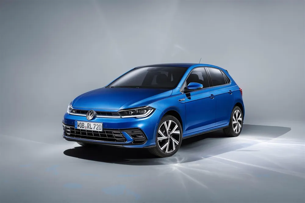 Nuova Polo 2022: prezzo, interni, motorizzazioni Rent&Drive