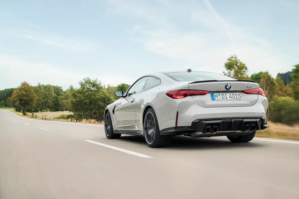 BMW keert 'angel eyes' de rug toe en lanceert leipe upgrade van M4 en 4 ...