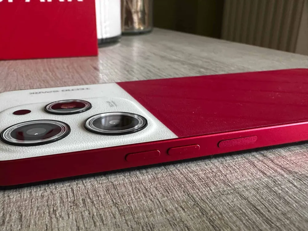 TECNO SPARK 10 Pro レッド/ブルー (グローバルバージョン)