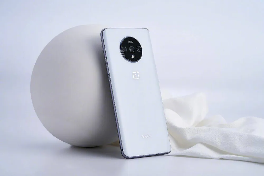 OnePlus 7T White color edition unveiled in China