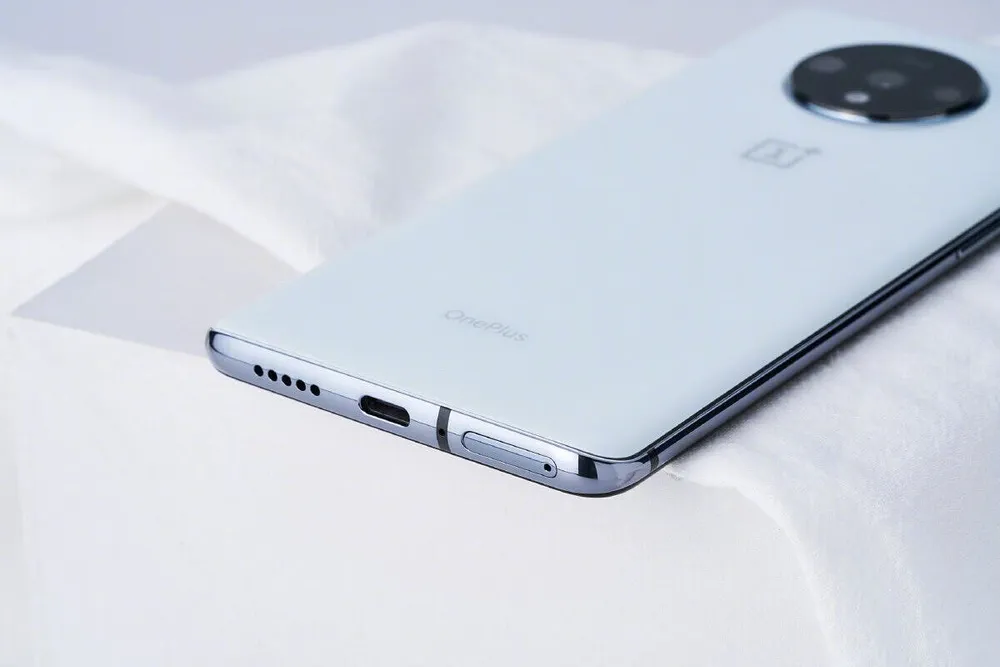 OnePlus 7T White color edition unveiled in China
