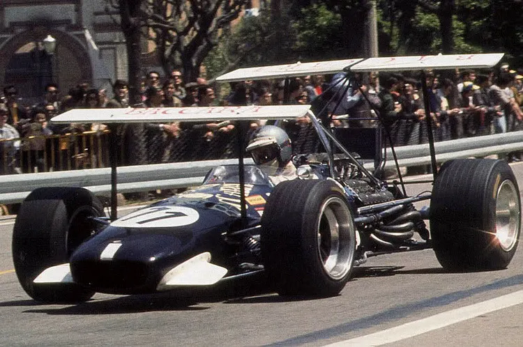 Miniature Spark Brabham BT26A - Piers Courage #16 - GP Grande-Bretagne 1969 - 1/43