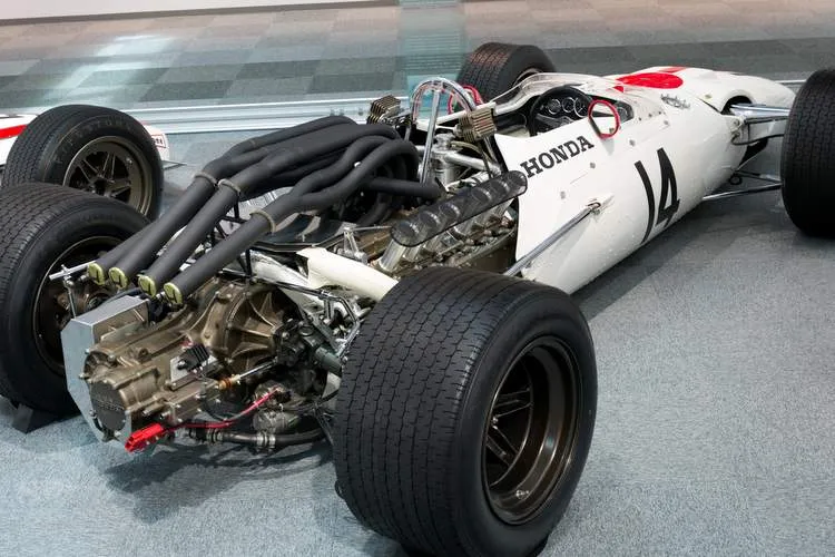 ホンダRA300 1967 ITLAN GRAND PRIX 1/20SCALE 1967-honda-ra300-4-1.jpg@webp