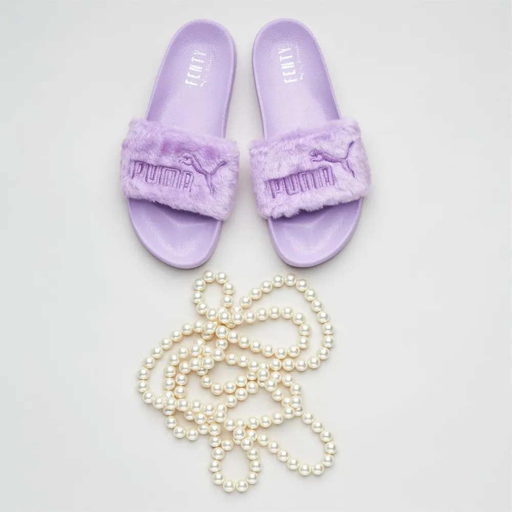 Fur slides deals puma rihanna
