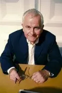 Ian Holm
