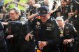 Verstappen dolgelukkig na overwinning op Silverstone: 'Elf overwinningen op rij voor het team, ongelooflijk!'
