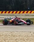 Leclerc en Hamilton aan het schaken en de Tifosi zijn massaal op Fiorano