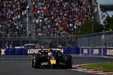 George Russell pakt pole voor de Grand Prix van Canada op mediums, Verstappen P2