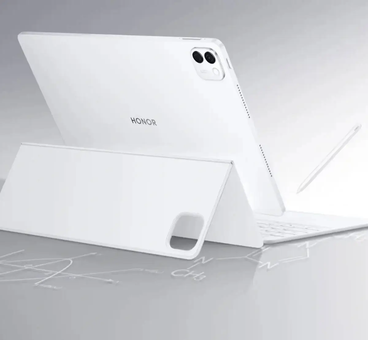 Honor MagicPad 3 Pro 12.3 Surfaces in Real Photos — OLED and 
