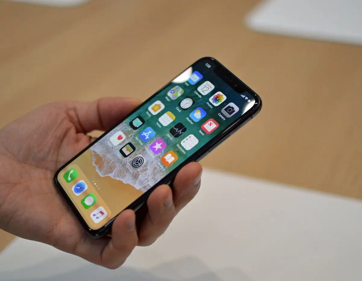 Apple says iPhone X, HomePod, & AirPods are now Obsolete
